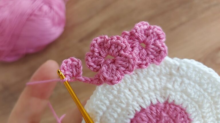 3D SURPRISE CROCHET