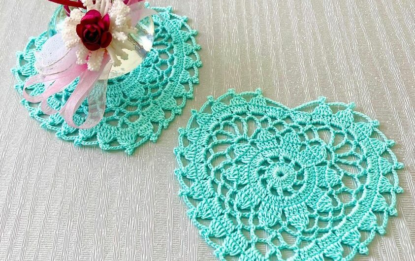 Super Easy Crochet Heart Napkin and Table Motif Pattern