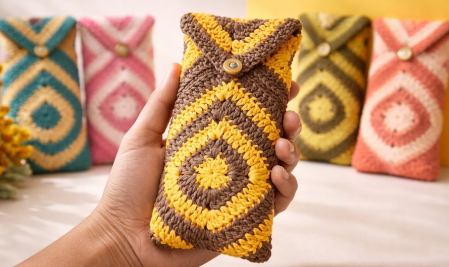🌼🌸👜How to Crochet a Simple Phone Bag 